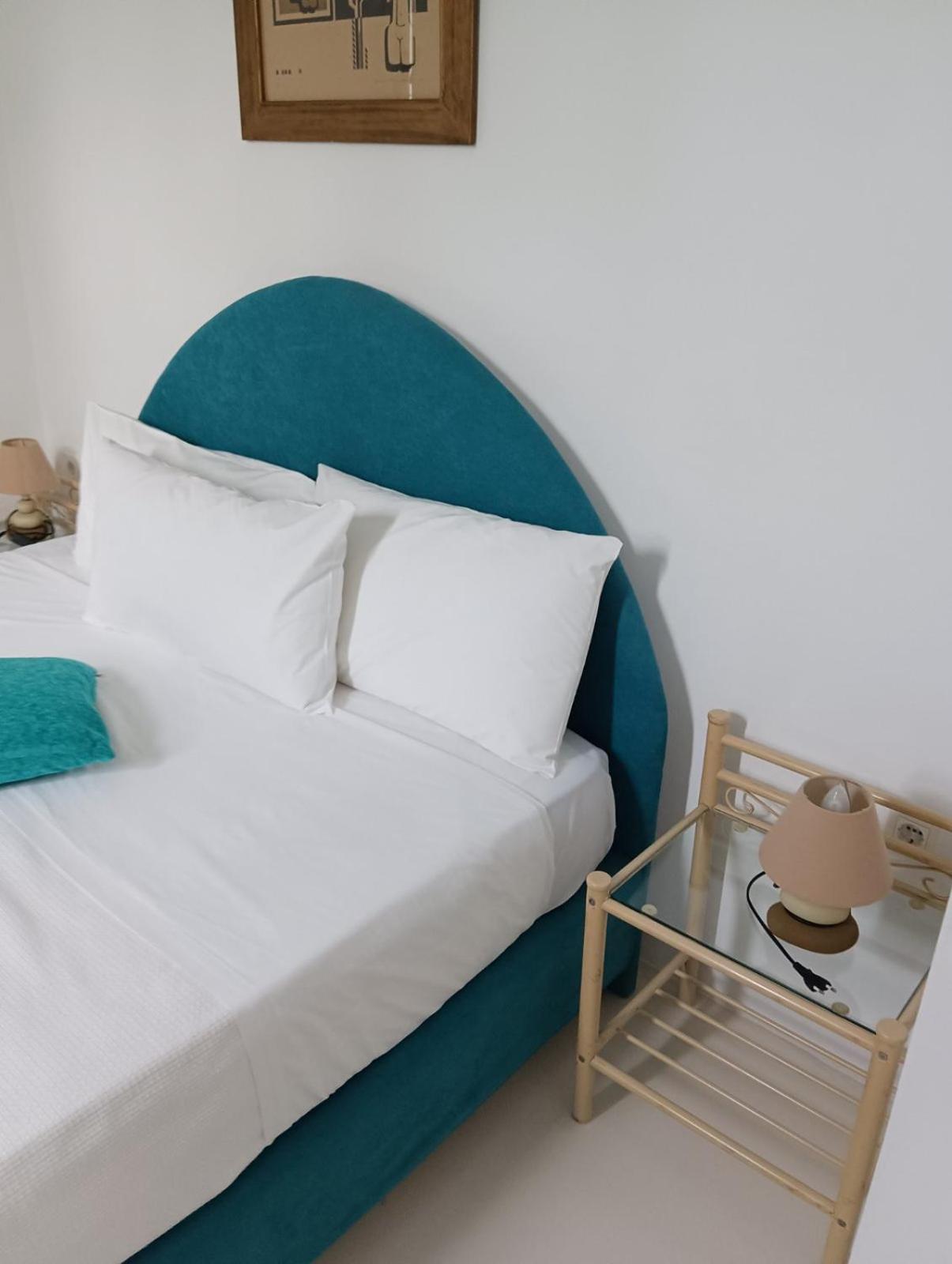 Sea Sound White Katikies Aparthotel Exomitis  Exterior photo