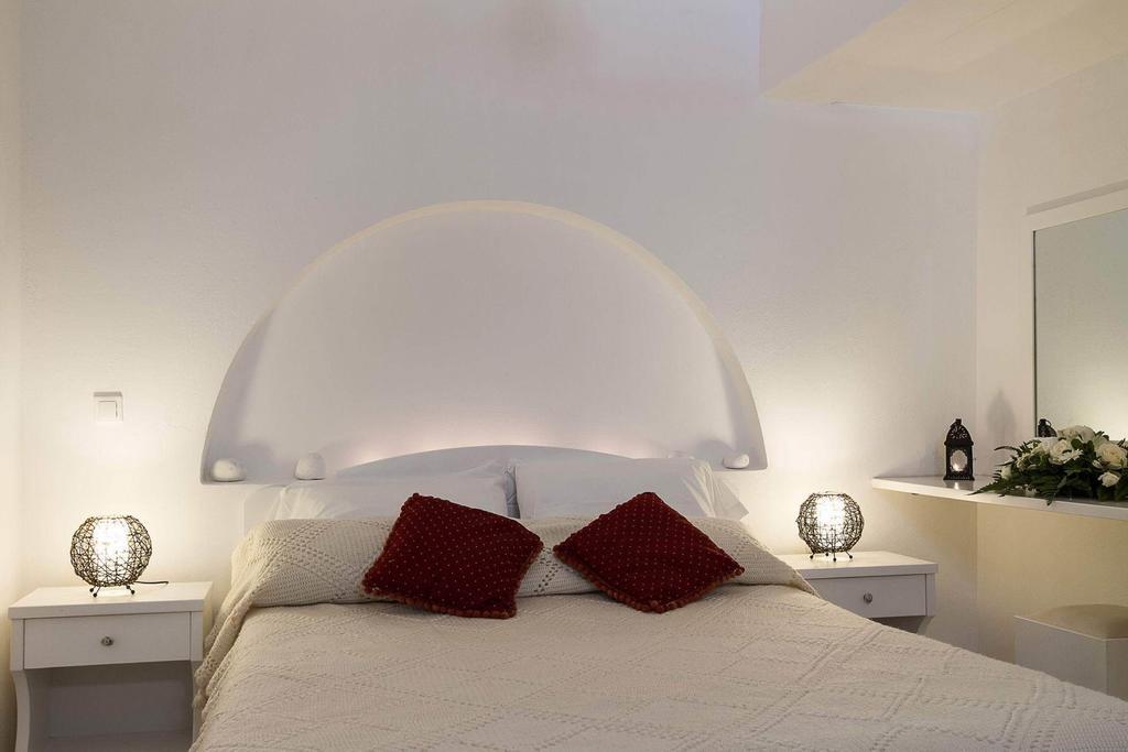 Sea Sound White Katikies Aparthotel Exomitis  Room photo