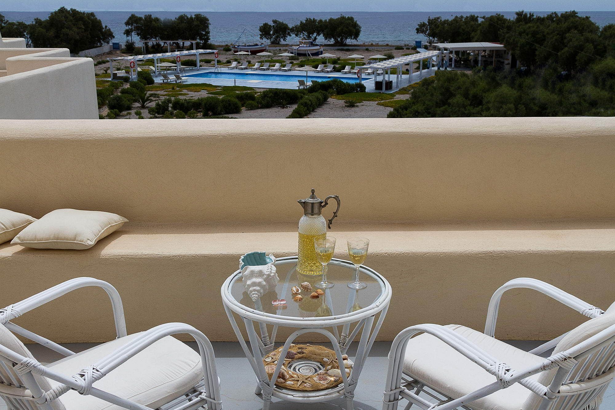 Sea Sound White Katikies Aparthotel Exomitis  Exterior photo